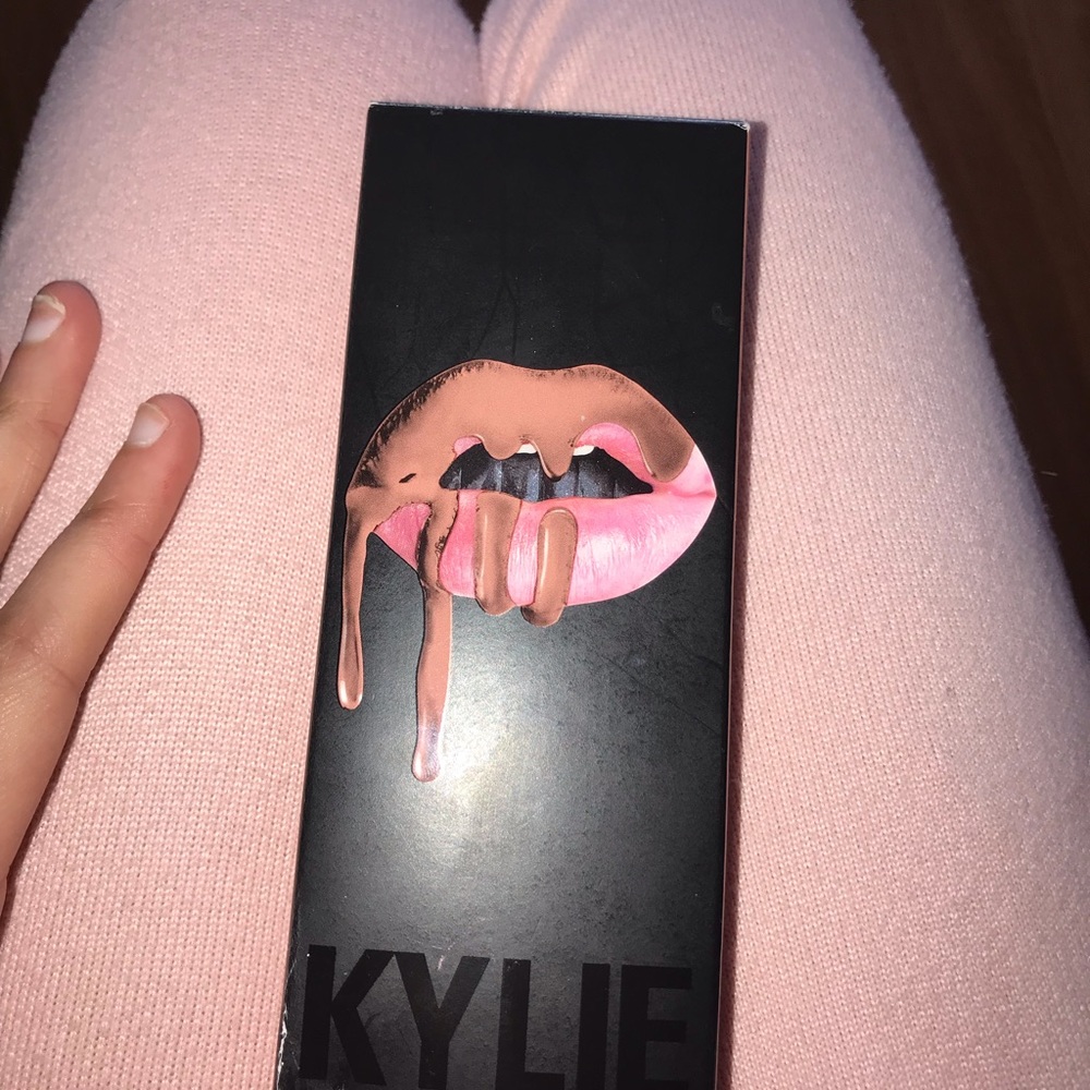Kylie Jenner Matte lipstick
